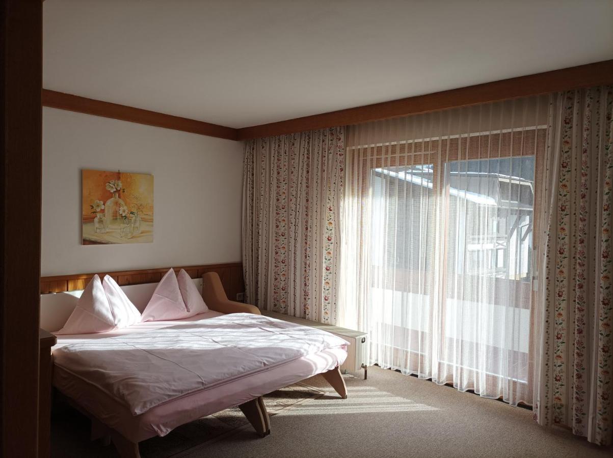 Fruehstueckspension-Appartementhaus Wasserer บาด ไคลน์เคิร์ชไฮม์ ภายนอก รูปภาพ