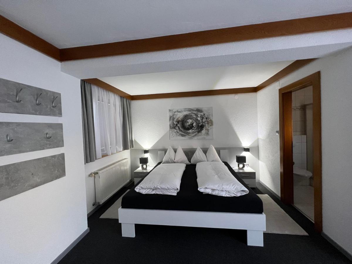 Fruehstueckspension-Appartementhaus Wasserer บาด ไคลน์เคิร์ชไฮม์ ภายนอก รูปภาพ
