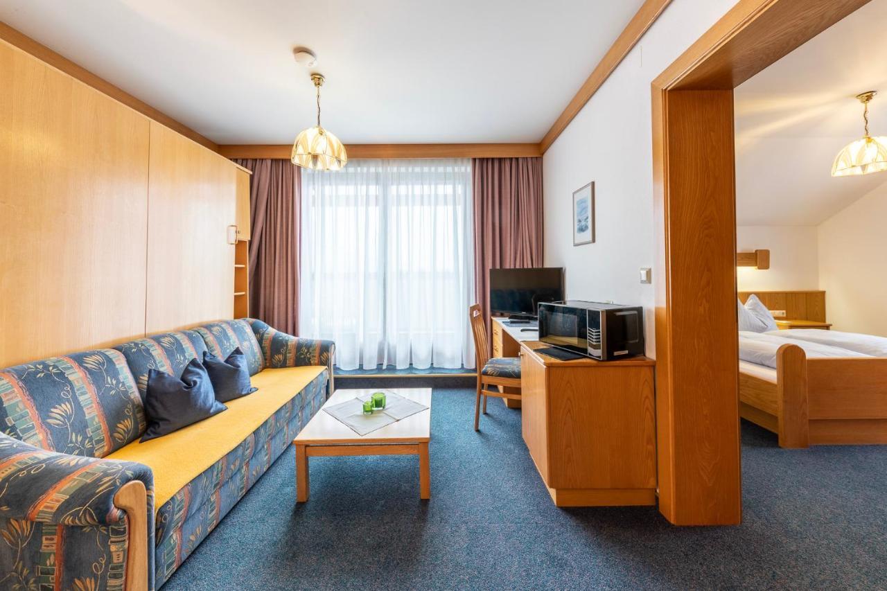 Fruehstueckspension-Appartementhaus Wasserer บาด ไคลน์เคิร์ชไฮม์ ภายนอก รูปภาพ